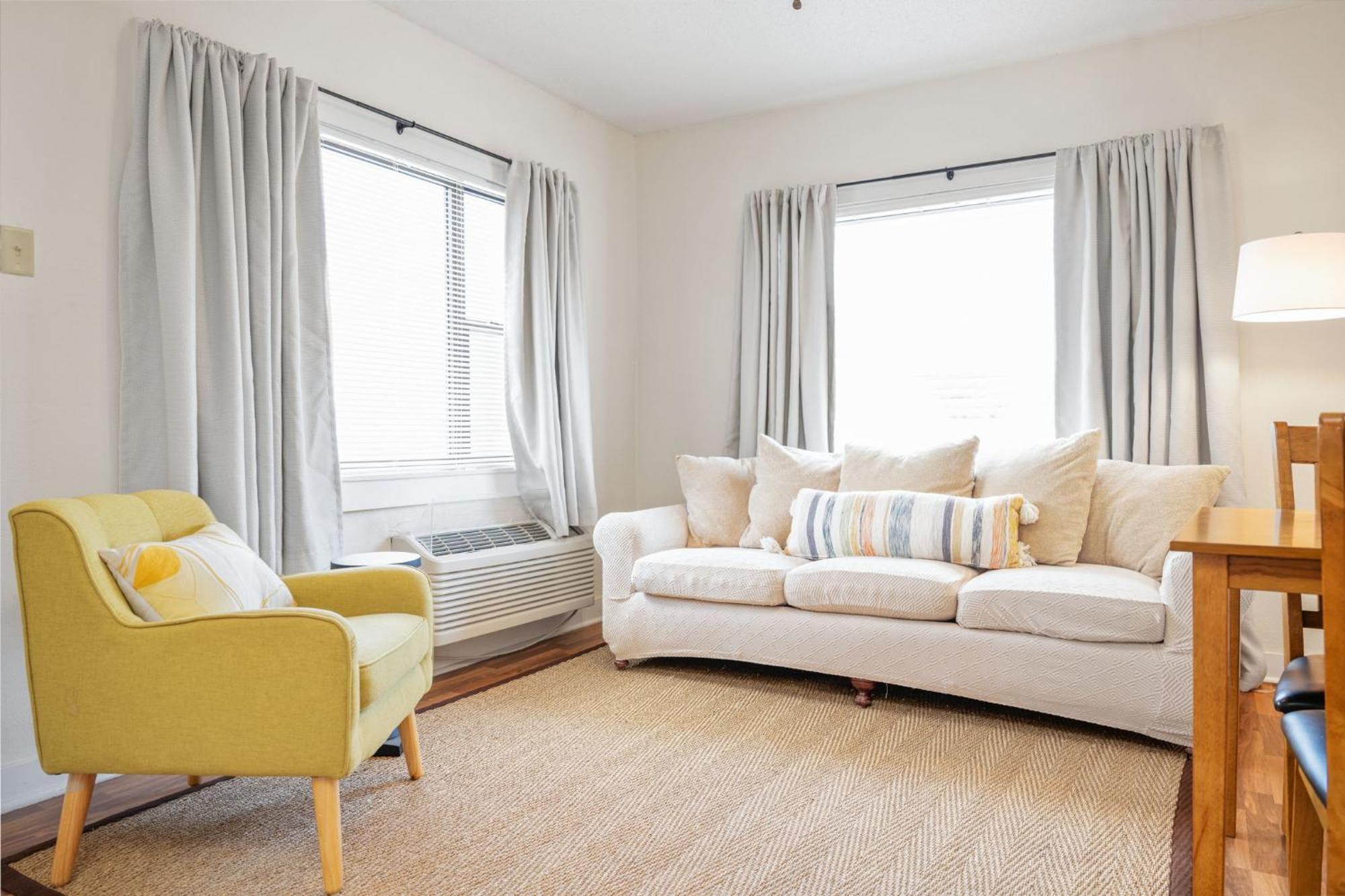 The Flats On Florida St - Super Comfy 2-Bedroom Apartments Mobile Zewnętrze zdjęcie